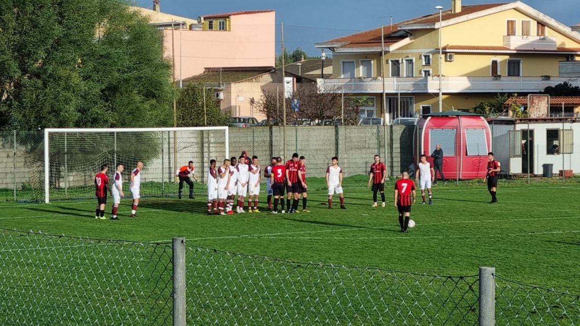 CALCIO 1A CATEGORIA/ L’Abbasanta raggiunta al 93′ nel derby con l’Atletico San Marco Cabras: termina 2-2