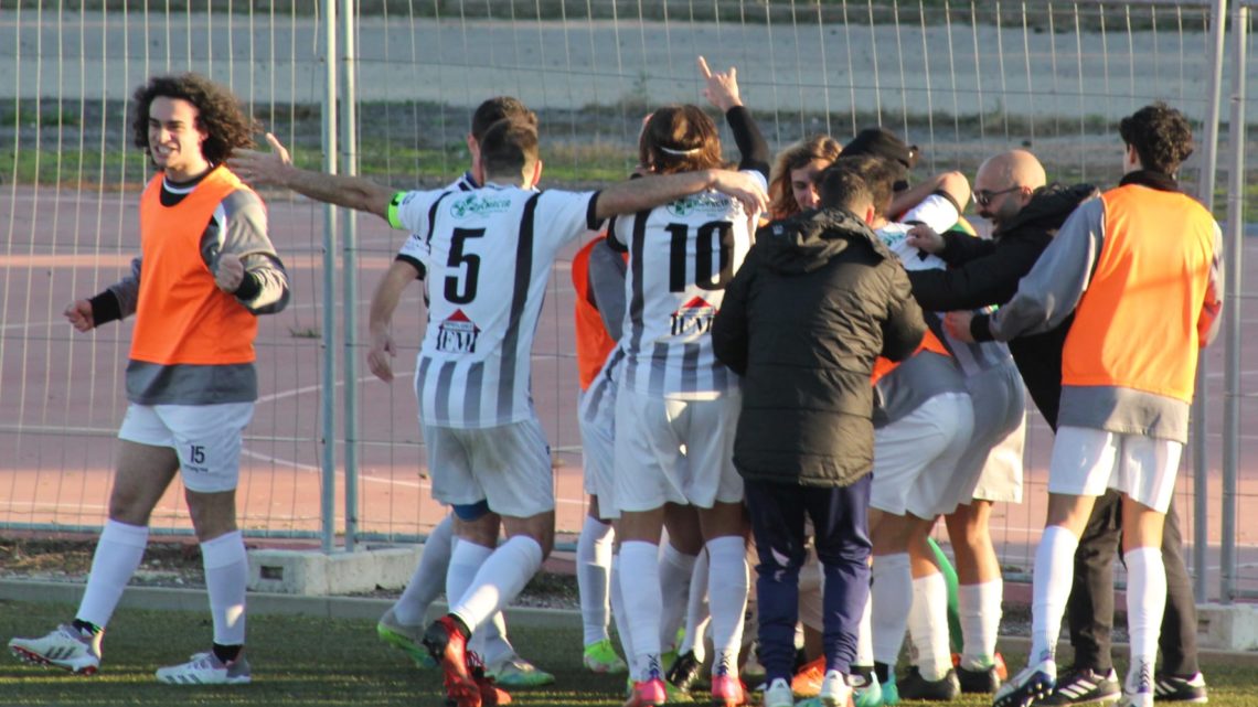 CALCIO ECCELLENZA/ Pazzo campionato: l’Ossese batte l’Ilva nel recupero e ora è bagarre per il primo posto con 6 squadre in 6 punti CALCIO ECCELLENZA/ Pazzo campionato: l’Ossese batte l’Ilva nel recupero e ora è bagarre per il primo posto con 6 squadre in 6 punti