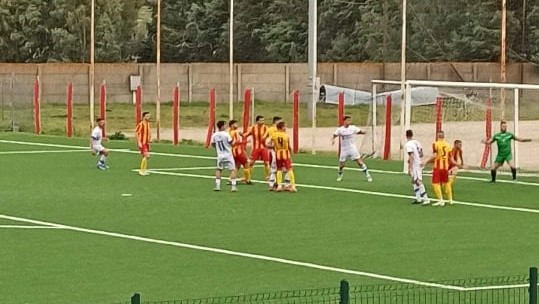 CALCIO ECCELLENZA / Negli anticipi  Nuorese e Ilva vincono a Ghilarza e Guspini