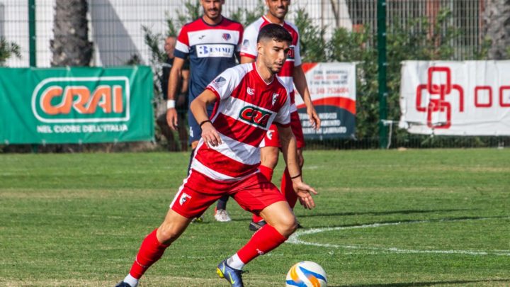 CALCIO ECCELLENZA/ Tharros e Nuorese pari schioppettante ( 2-2) ma il presidente barbaricino Soddu si è dimesso  