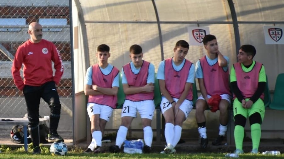 CALCIO 1A CATEGORIA C/ La nuova vita di Matteo Musu: dopo 26 stagioni inizia l’esperienza tecnica con l’Atletico San Marco Cabras CALCIO 1A CATEGORIA C/ La nuova vita di Matteo Musu: dopo 26 stagioni inizia l’esperienza tecnica con l’Atletico San Marco Cabras